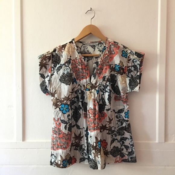 Hawaiian Floral Boho Gold Trim Pleated Yoke A-Line Boho Chic Blouse Billtornade - Picture 2 of 9